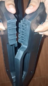 Kursi lipat sedikit pecah